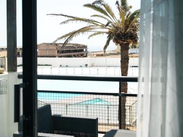 WhatsApp-Image-2025-09-23-at-09-08-06--4-