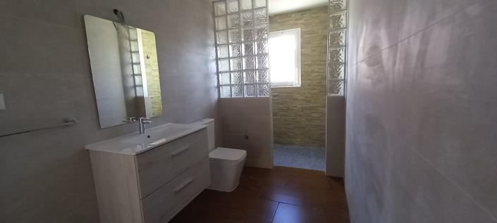 Image No.10-Villa de 3 chambres à vendre à Triquivijate