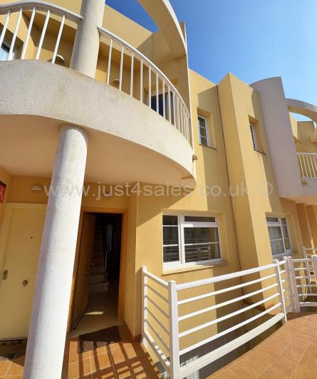 Image No.3-3 Bed Townhouse for sale