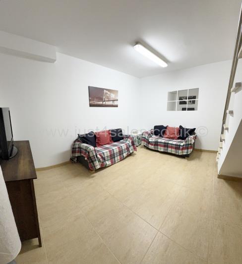 Image No.22-3 Bed Townhouse for sale