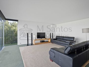 idbf538101-0000-0500-0000-000016e12843