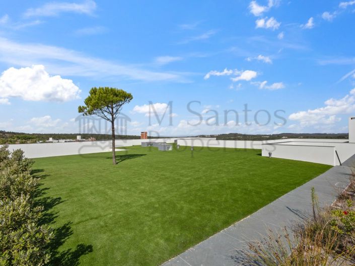 Image No.14-4 Bed House for sale