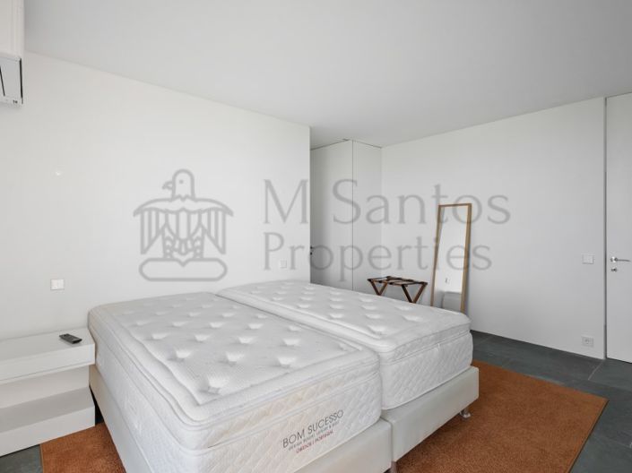 Image No.27-4 Bed House for sale