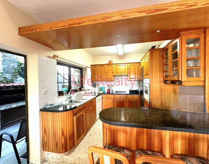 Image No.6-3 Bed House for sale