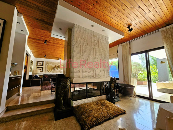 Image No.25-5 Bed House for sale