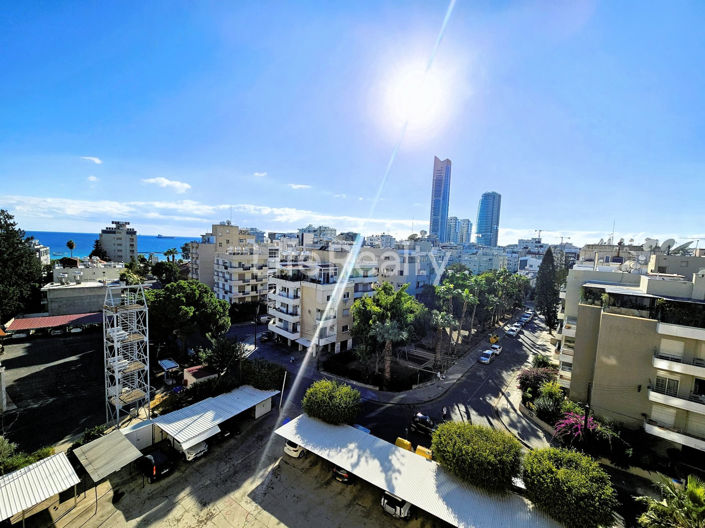 Image No.13-3 Bed Apartment for sale