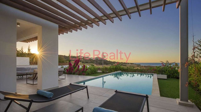 Image No.2-4 Bed House for sale