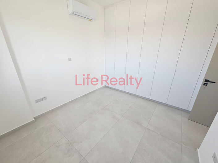 Image No.8-3 Bed Apartment for sale