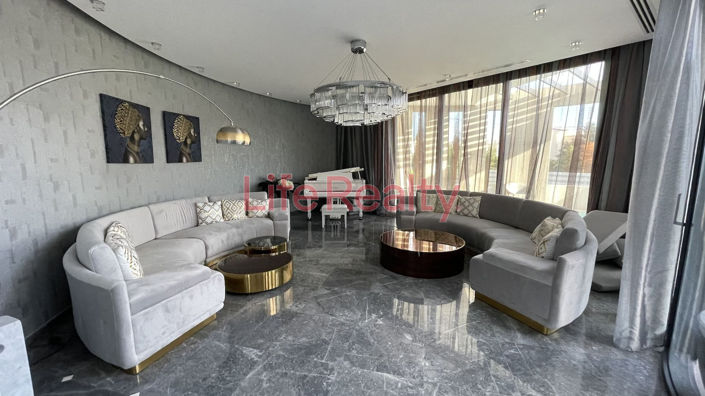 Image No.3-5 Bed House for sale