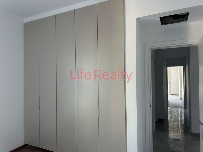 Image No.11-3 Bed Apartment for sale