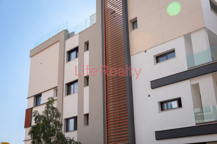 Image No.39-3 Bed Apartment for sale