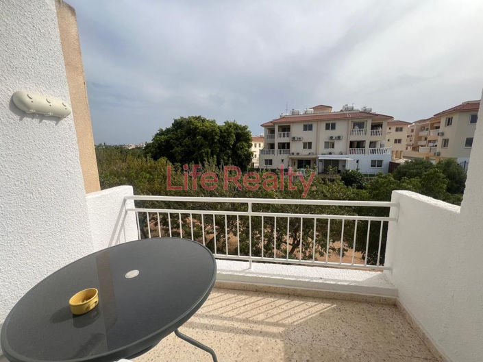 Image No.20-2 Bed Apartment for sale