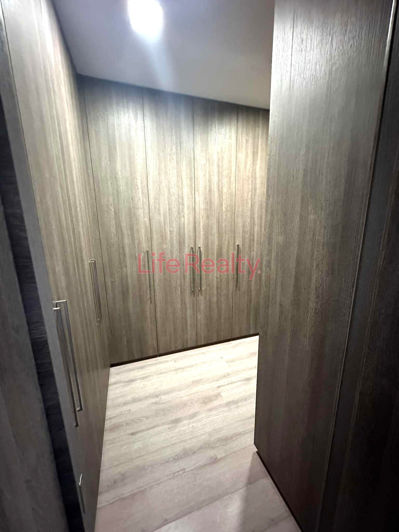 Image No.14-4 Bed House for sale