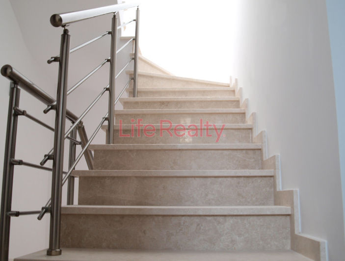 Image No.6-Maison de 2 chambres à vendre à Konia