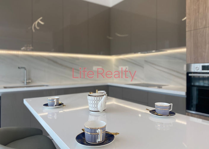 Image No.11-3 Bed House for sale