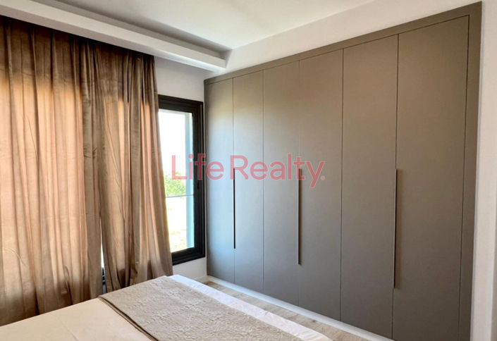 Image No.13-3 Bed House for sale