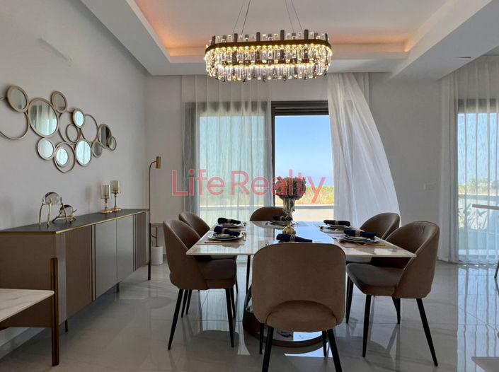 Image No.6-3 Bed House for sale