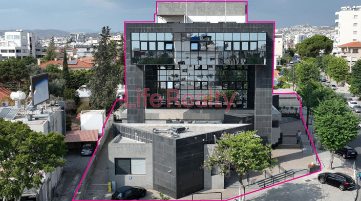 Image No.3-Commercial à vendre à Limassol