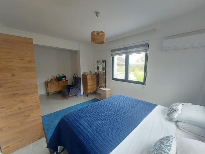 Image No.10-2 Bed Bungalow for sale