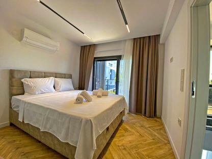 Image No.11-4 Bed House/Villa for sale