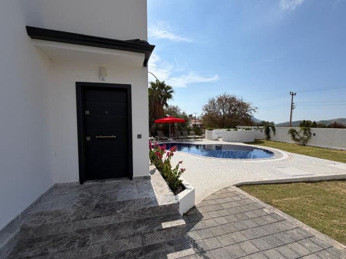 Image No.6-4 Bed Villa / Detached for sale