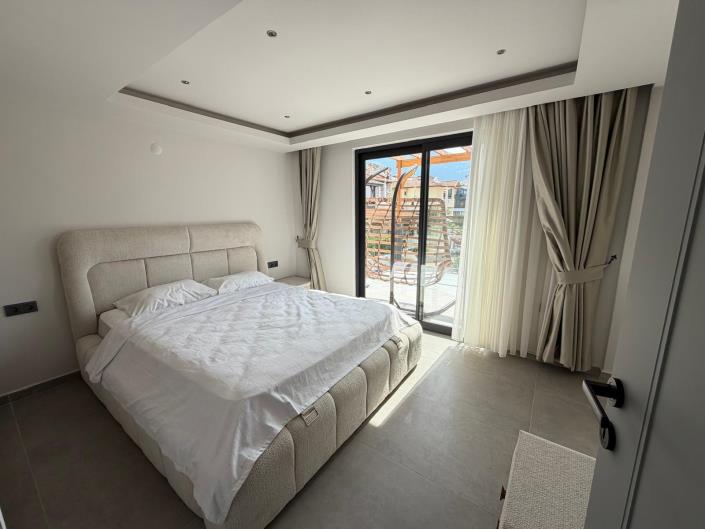 Image No.33-4 Bed Villa / Detached for sale