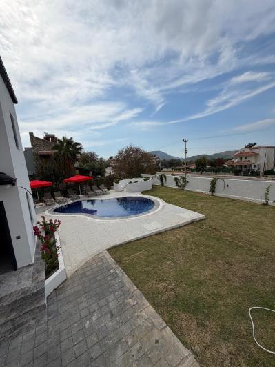 Image No.59-4 Bed Villa / Detached for sale