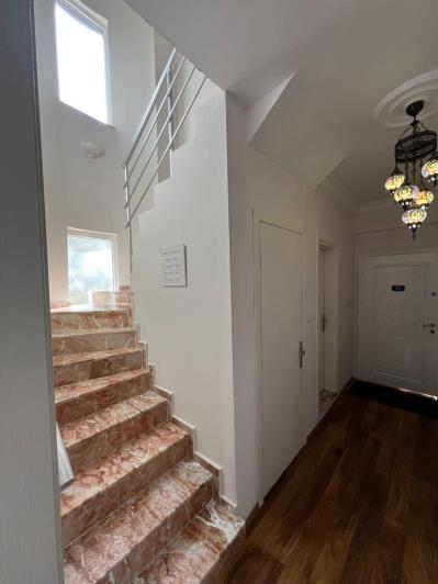 Image No.17-3 Bed Villa / Detached for sale