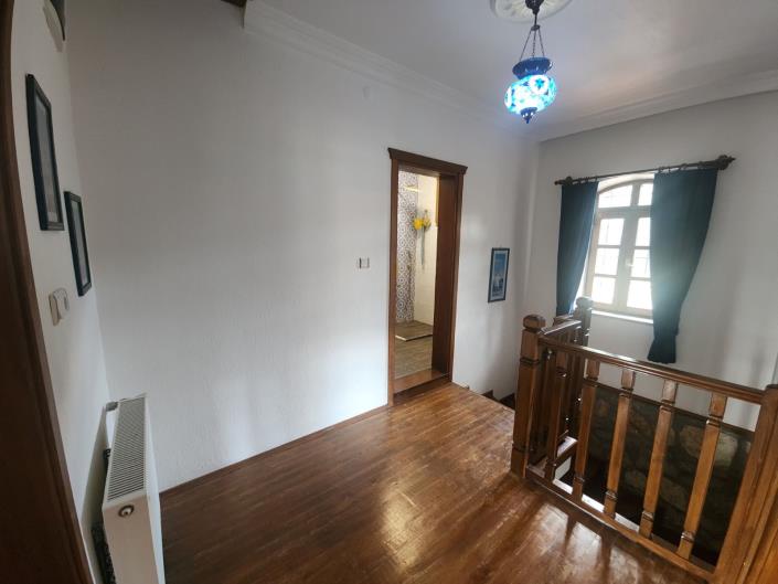 Image No.12-3 Bed Villa / Detached for sale