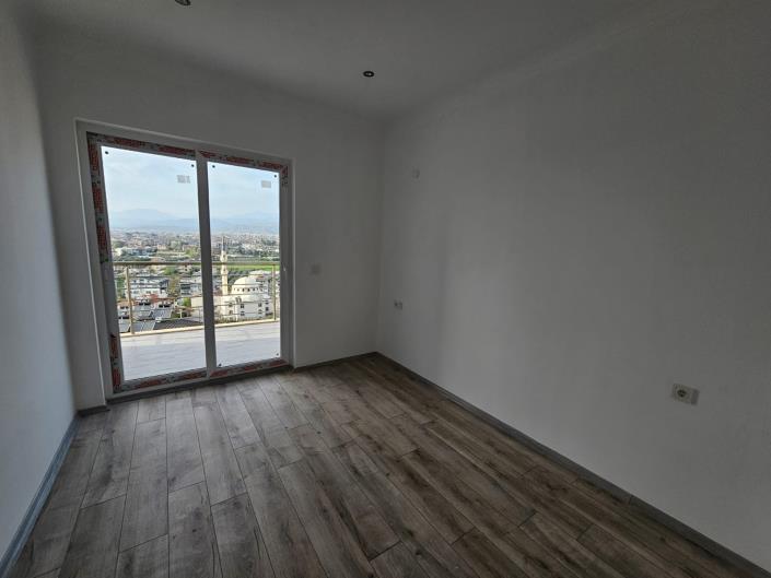 Image No.18-4 Bed Duplex for sale