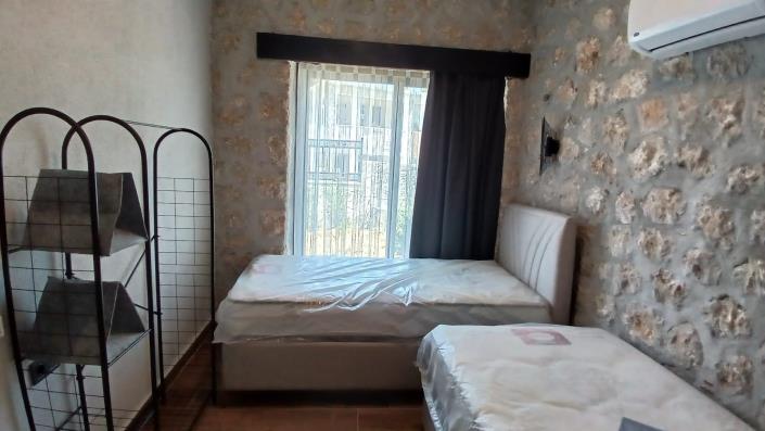 Image No.10-2 Bed Villa / Detached for sale