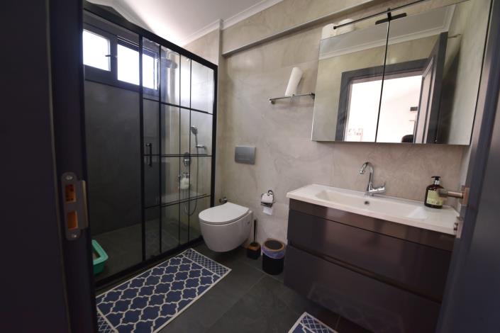 Image No.17-4 Bed Villa / Detached for sale