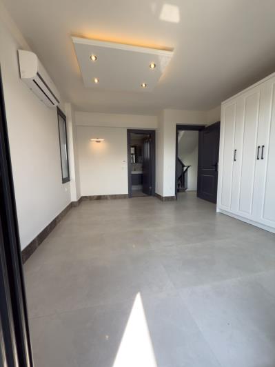 Image No.26-4 Bed Villa / Detached for sale