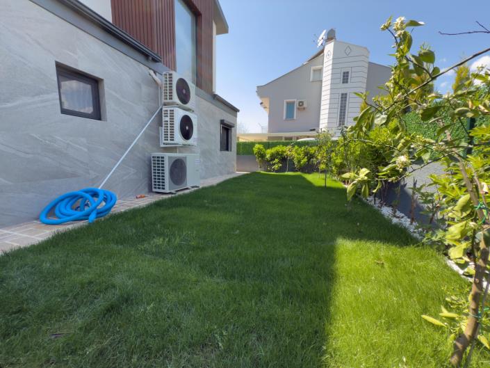 Image No.36-4 Bed Villa / Detached for sale