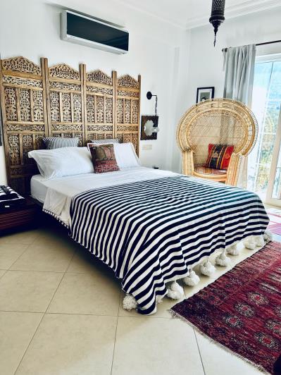 Image No.20-4 Bed Villa / Detached for sale