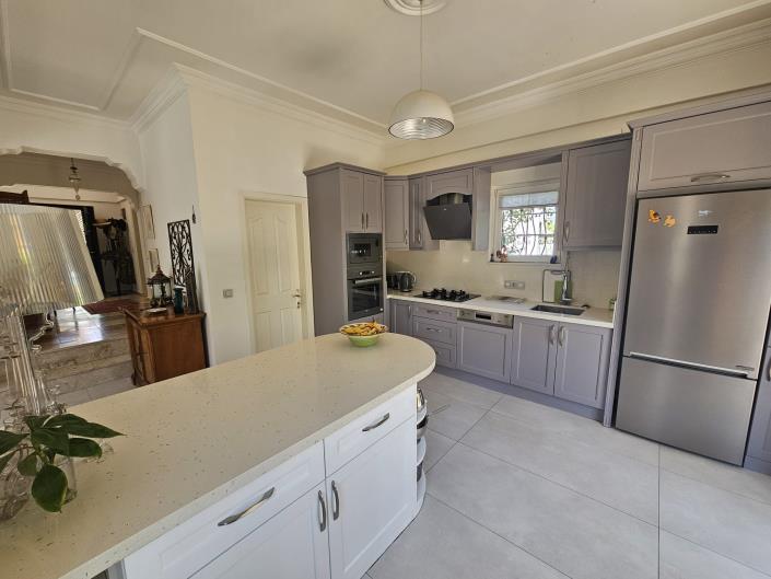 Image No.12-3 Bed Villa / Detached for sale