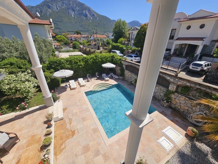 Image No.31-3 Bed Villa / Detached for sale