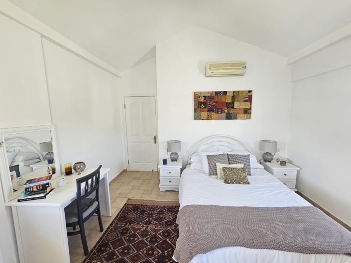 Image No.36-3 Bed Villa / Detached for sale