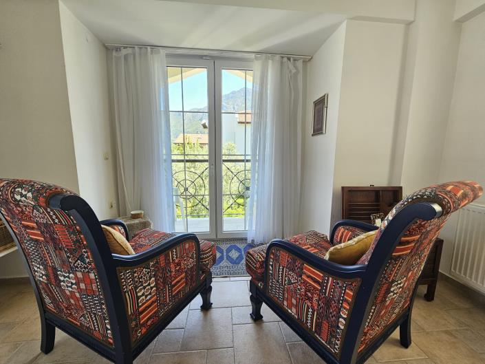 Image No.38-3 Bed Villa / Detached for sale