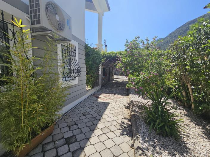 Image No.51-3 Bed Villa / Detached for sale