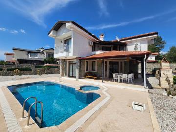 b2dd4f69-6cff-4440-8f47-c18dbe9b42fe