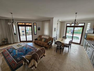 WhatsApp-Image-2024-03-15-at-16-52-36