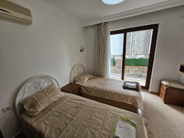 WhatsApp-Image-2024-03-15-at-16-52-45--2-