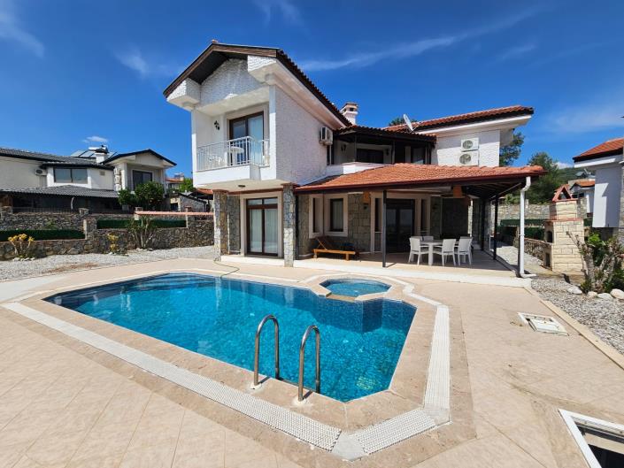 Image No.20-4 Bed Villa / Detached for sale