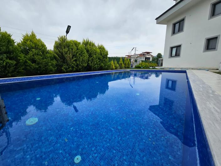 Image No.20-3 Bed Duplex for sale