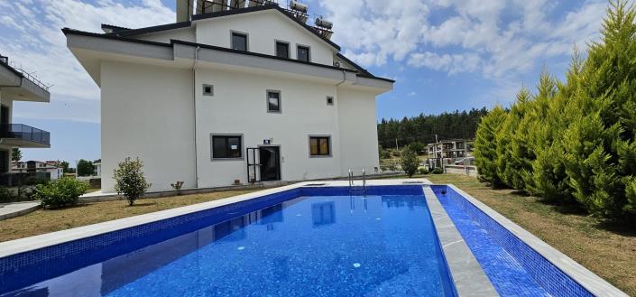 Image No.21-3 Bed Duplex for sale