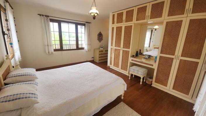 Image No.20-3 Bed Villa / Detached for sale