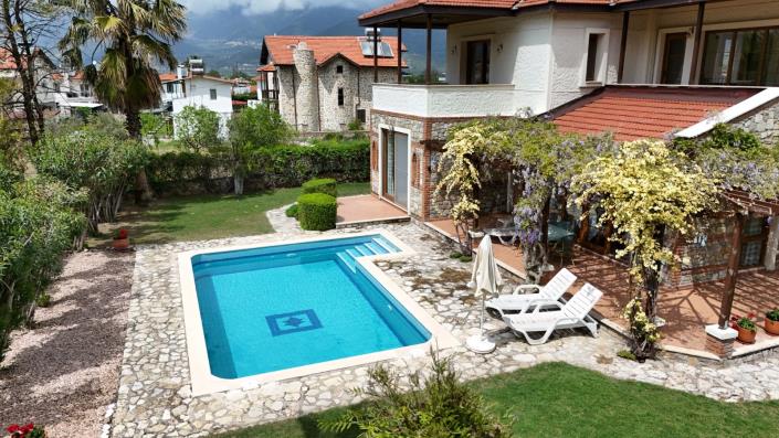 Image No.39-3 Bed Villa / Detached for sale