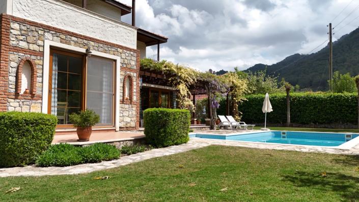 Image No.47-3 Bed Villa / Detached for sale