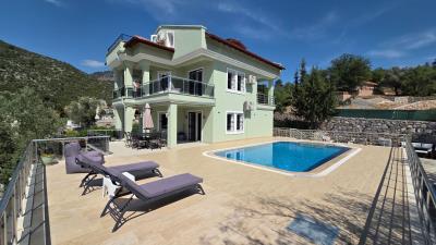 1 - Uzumlu, Villa / Détaché